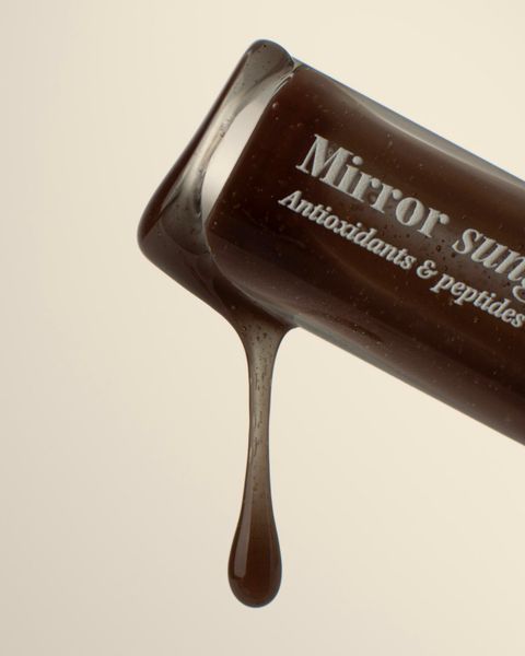 Сонцезахисний блиск для губ Mirror Sungloss Cold Brew SPF 20+ PA++ Hugs 5.5 ml 0206 фото